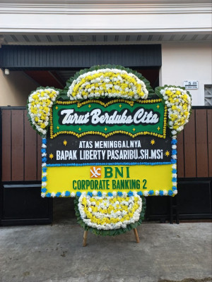 Papan Bunga Duka di Uwapa