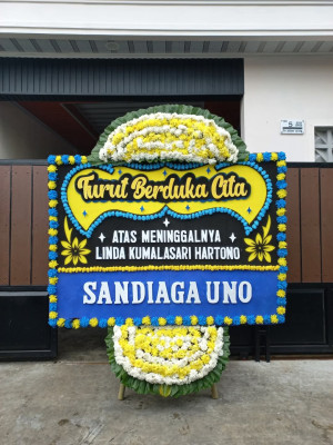 Papan Bunga Duka di Uwapa